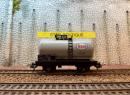 HORNBY 7100 HO - Wagon citerne  essieux ESSO ep III SNCF